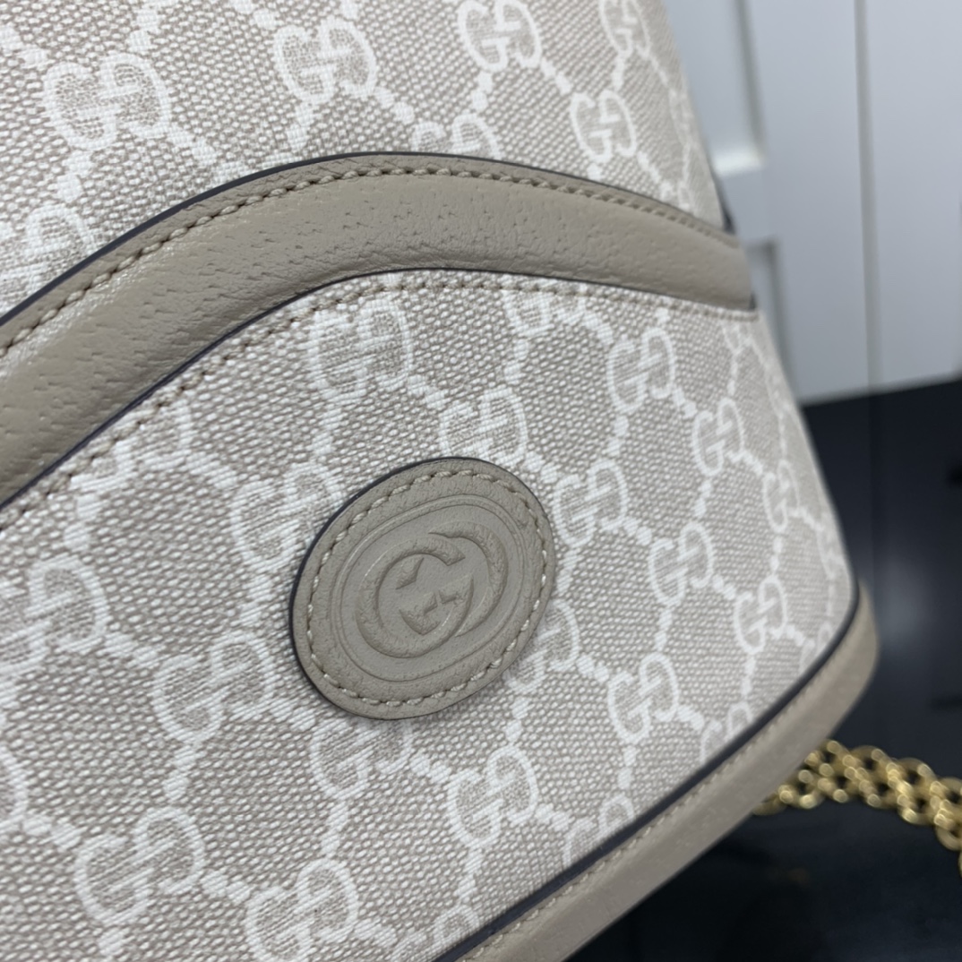 Gucci Satchel Bags